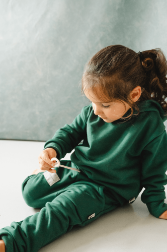 Długie spodnie dresowe butelkowa zieleń