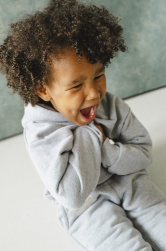 Bluza bawełniana z kapturem szara