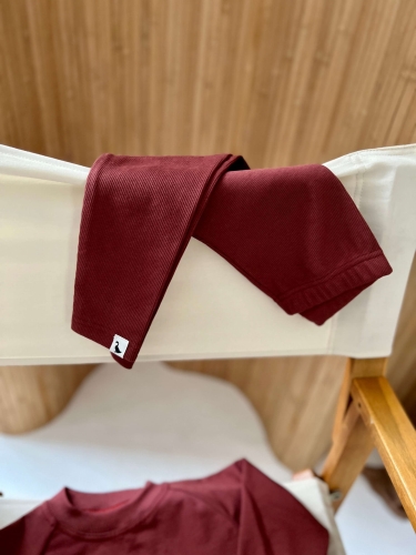 Legginsy prążkowe  czekoladowe