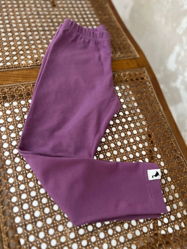 Legginsy bawełniane fioletowym